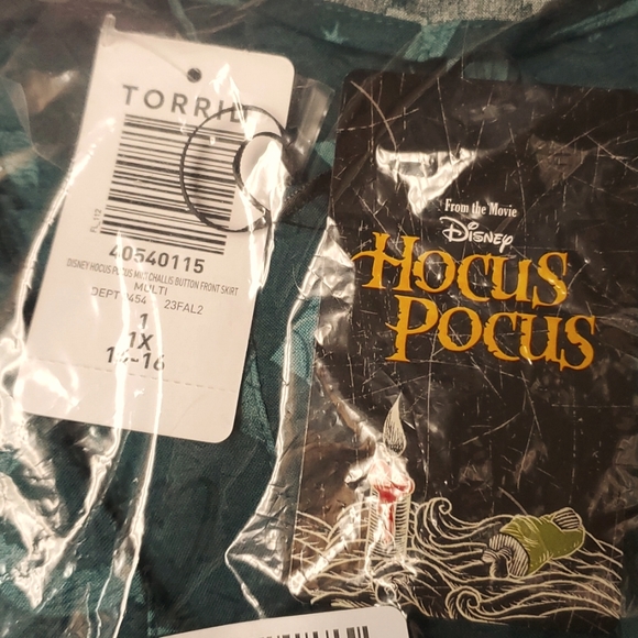 ❤️NWT VINTAGE TORRID DISNEY HOCUS POCUS SKIRT - MINI CHALLIS SANDERSON SISTERS - Picture 6 of 14